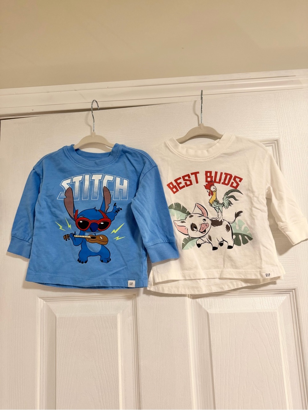 Set of 2- Disney x Gap Long Sleeve Graphic T-Shirts- Stitch & Moana- Size 6-12 M